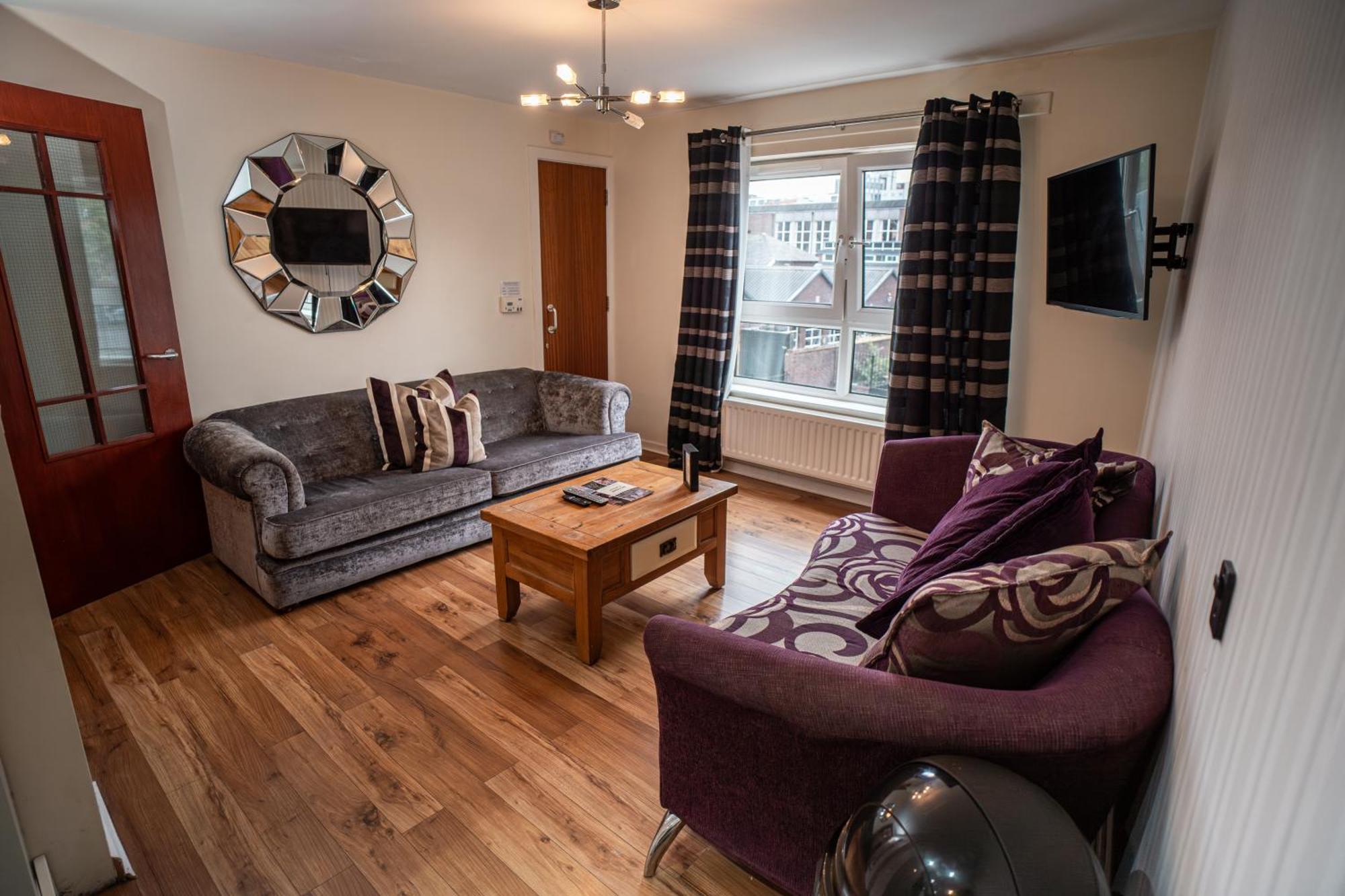 3 Bedroom Central Apartment In Belfast City Centre エクステリア 写真